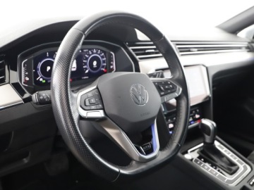 Volkswagen Passat B8 2022 Volkswagen Passat Variant 218kM | DCC | Hak | Alca, zdjęcie 13