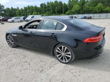 Jaguar XE Sedan 2.0 i4 240KM 2017 Jaguar XE 2017 JAGUAR XE PRESTIGE, Amer-Pol, zdjęcie 2