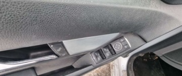 Mercedes Klasa C W204 2009 Mercedes-Benz Klasa C 2009r, 1.8 Benzyna. AUTOMAT. Lekko uszkodzony przod., zdjęcie 8