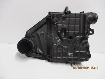 POUZDRO FILTRU VZDUCHU VW 04C129601M