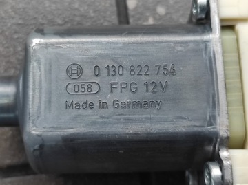 MOTOREK ZVEDAČ OKNO PRAVÝ PŘEDNÍ MERCEDES W166 W222