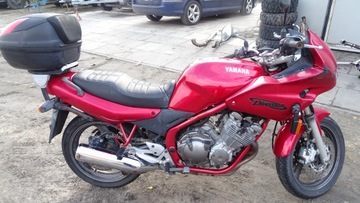 Yamaha XJ 600 S Diversion возле переднего обода