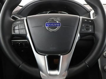 Volvo XC60 I SUV Facelifting 2.0 D4 DRIVE-E 190KM 2017 Volvo XC 60 Summum automat D4 skóra navi kamera, zdjęcie 20