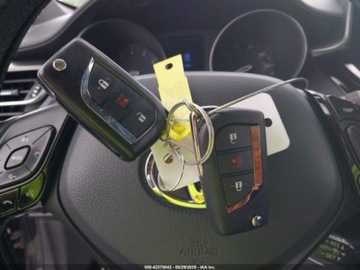 Toyota C-HR I 2018 Toyota C-HR 2018 TOYOTA C-HR XLE 2.0 Benzyna 144KM, zdjęcie 14