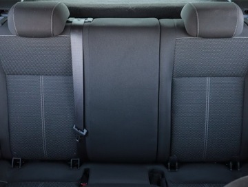 Opel Astra J Hatchback 5d 1.4 Turbo ECOTEC 140KM 2011 Opel Astra 1.4 T, Klima, Tempomat, Parktronic, zdjęcie 9