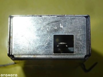 ZESILOVAČ ANTÉNY SUZUKI LIANA 3929055G00 NR249