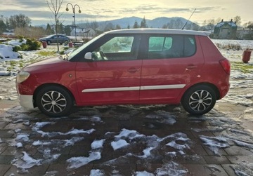 Skoda Fabia II Hatchback 1.4 i 16V 85KM 2008 Skoda Fabia Super stan techniczny 1.4 Benzyna 86KM, zdjęcie 2