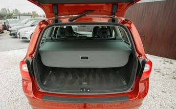 Volvo V70 III Kombi 2.5 T 231KM 2010 Volvo V70 2.5T 231KM Lift Summum PDC Xenon Polskory serwis 2.5 Benzyna, zdjęcie 31