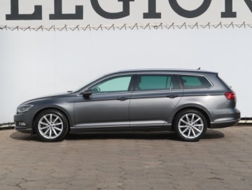 Volkswagen Passat B8 Variant 2.0 TDI BlueMotion SCR 150KM 2017 VW Passat 2.0 TDI, Salon Polska, 1. Właściciel, zdjęcie 2