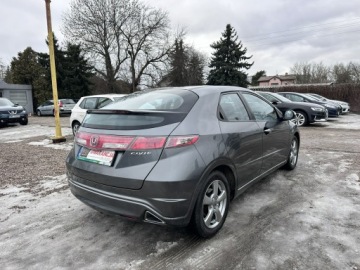 Honda Civic VIII Hatchback 3d 1.4 i-VTEC 100KM 2009 Honda Civic 1.4 100KM/Zamian/Kredyt/VIP Gwarant, zdjęcie 9