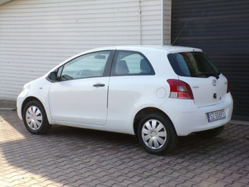 Toyota Yaris II Hatchback 5d 1.0 VVT-i 69KM 2010 Toyota Yaris Klimatyzacja / Elektryka / Gwarancja, zdjęcie 15