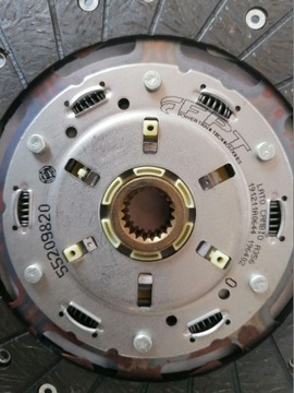 СЦЕПЛЕНИЕ FIAT BRAVO 1.6 D Multijet 55212655