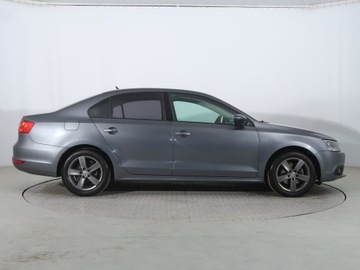 Volkswagen Jetta VI Sedan 1.4 TSI 122KM 2014 VW Jetta 1.4 TSI, Salon Polska, Klima, zdjęcie 5