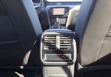 Volkswagen Passat B8 Variant Facelifting 2.0 TSI 190KM 2023 Volkswagen Passat BUSINESS 2.0 TSI 190 KM COMBI DSG Virtual Cockpit Navi, zdjęcie 23