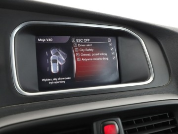 Volvo V40 II 2018 Volvo V40 Momentum kamera navi grzane fotele LED, zdjęcie 24