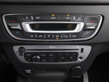 Renault Megane III Grandtour Facelifting 2013 Energy TCe 115KM 2014 Renault Megane 1.2 TCe, Navi, Klima, Klimatronic, zdjęcie 12