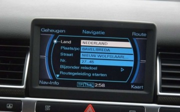 Audi A8 D3 S8 Sedan 5.2 V10 FSI 450KM 2006 Audi S8 5.2 V10 450KM quattro Stan Bardzo dobry Navi Kamer Sprowadzon Opla, zdjęcie 33
