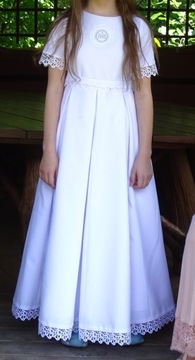 Платье для причастия 134/140 с подъюбником + болеро + перчатки