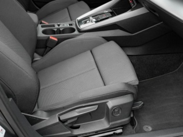 Audi A3 8Y Limousine 1.5 35 TFSI 150KM 2023 Audi A3 Limousine DW4WP84#35 TFSI mHEV S Line S, zdjęcie 34