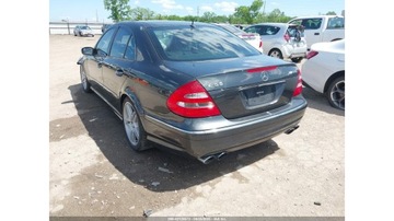 Mercedes Klasa E W212 2013 Mercedes E55 AMG, zdjęcie 2