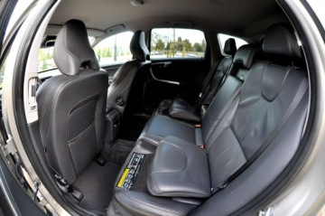 Volvo XC60 I SUV Facelifting 2.0 D4 DRIVE-E 181KM 2013 Volvo XC 60 LiFT 2,0 D4 Ledy Digital Navi Radar, zdjęcie 7