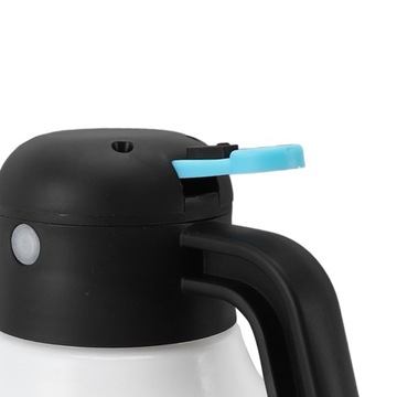 OPRYSKIWACZ DO ZMYWACZA HAMULCÓW/ BENZYNY 1,8L