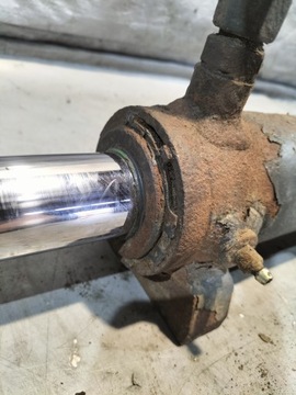 РУЛЕВОЙ ЦИЛИНДР MERCEDES ACTROS