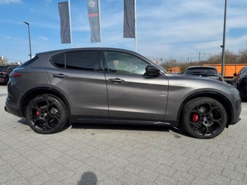 Alfa Romeo Stelvio SUV Facelifting 2023 2.0 GME Turbo 280KM 2025 ALFA ROMEO Stelvio Veloce Q4 Suv 2.0 (280KM) 2025, zdjęcie 2