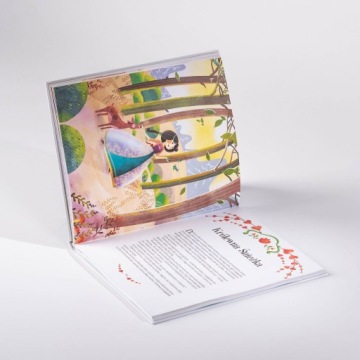 Персонализированный подарок ребёнку из сказок.