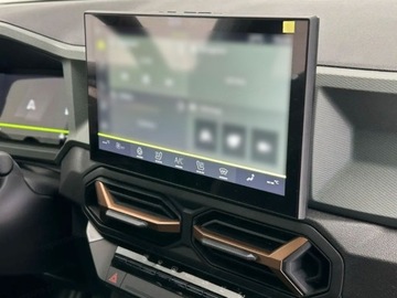 Dacia Bigster 1.2 TCe 140KM 2025 DACIA Bigster Extreme 1.2 TCe mHEV ECO-G LPG Suv 140KM 2025, zdjęcie 6