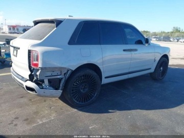 Rolls-Royce 2019 Rolls-Royce Cullinan 2019 6.7l 6.7 Benzyna 563KM, zdjęcie 2