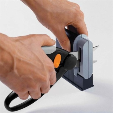 НОЖНИЦЫ FISKARS ЗАТОЧКА CLIP-SHARP 1000812