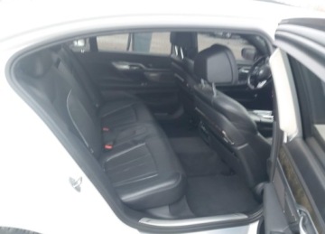 BMW 2017 BMW-ALPINA B7 2017 BMW ALPINA B7 XDRIVE, 4.4L, od ubezpieczalni 4.4 Benzyna, zdjęcie 10