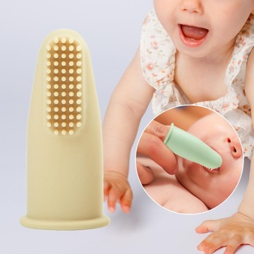 Прозрачная детская зубная щетка.