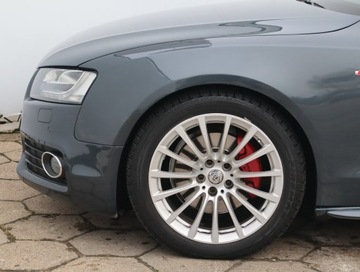 Audi A5 8T Coupe 2.7 TDI 190KM 2009 Audi A5 2.7 TDI, 187 KM, Automat, Skóra, Navi, zdjęcie 13