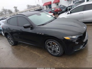 Maserati Levante 2018 Maserati Levante Maserati Levante 3.0L 3.0 Benzyna 345KM, zdjęcie 5