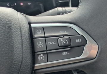 Jeep Compass II 2023 Jeep Compass 1.5 T4 mHEV Limited FWD SS DCT Bogaty FV23 1.5 Benzyna 130KM, zdjęcie 18