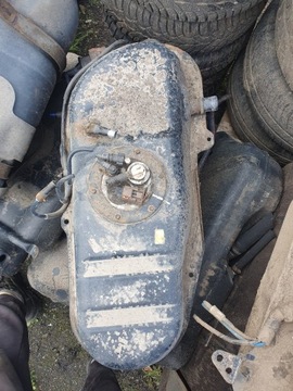 NÁDRŽ PALIVA DAEWOO MATIZ 800 2001 ROK ZDRAVÝ KOVOVÝ KOMPLETNÍ