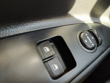 Kia Rio IV Hatchback 5d 1.0 T-GDI 100KM 2020 Kia Rio Hatchback 1.0 100 KM, Serwisowany ASO, zdjęcie 9