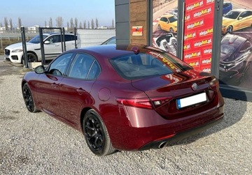 Alfa Romeo Giulia II Sedan 2.0 Turbo 200KM 2019 Alfa Romeo Giulia GIULIA 2.0 BENZ 200 KM Salon PL 2019r Warszawa 2.0, zdjęcie 3