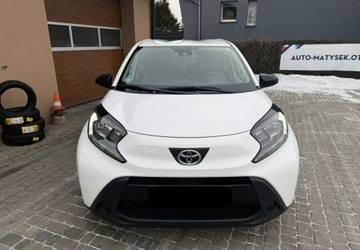 Toyota Aygo X 1.1 VVT-i 72KM 2022 Toyota Aygo X 1,0 72KM Klimatronik Kamera CarPlay VAT23 Benzyna 72KM, zdjęcie 1