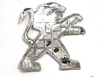 ZNAKY LOGO ZNAK ZADNÍ KRYT PEUGEOT 108 2014-