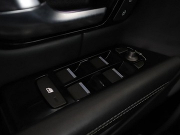 Land Rover Range Rover Evoque I SUV 5d Facelifting 2.0D TD4 180KM 2018 Land Rover Range Rover Evoque 4x4 automat skóra, zdjęcie 34