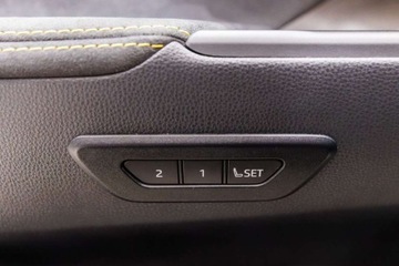 Toyota C-HR II 2023 Toyota C-HR 2.0 Hybrid Dynamic Force Executive Premiere Edition AWD 2.0, zdjęcie 25