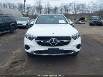 Mercedes GLC C254/X254 2023 Mercedes-Benz GLC 2023r., 4x4, 2.0L 2.0 Benzyna 255KM, zdjęcie 6