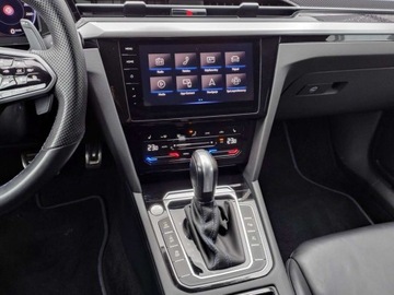 Volkswagen Arteon Shooting Brake R 2.0 TSI 320KM 2022 Volkswagen Arteon R 4motion Panorama Hak Skora Masaze ACC Harmankardon, zdjęcie 18