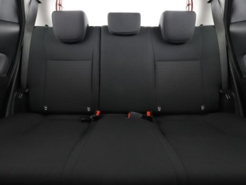 Toyota Yaris III Hatchback 5d Facelifting 2017 1.5 Dual VVT-iE 111KM 2019 Toyota Yaris kamera klima, zdjęcie 17