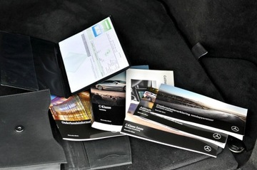 Mercedes Klasa C W205 Kombi Facelifting 1.6 180 156KM 2018 Mercedes C 180 AMG Line Full Led Panorama Dach, zdjęcie 38