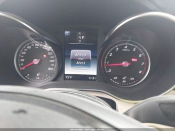 Mercedes GLC C253 2017 Mercedes-Benz GLC 300 4Matic 2017 2.0l 2.0 Benzyna 241KM, zdjęcie 10