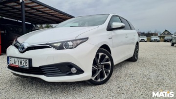 Toyota Auris II Touring Sports Facelifting 1.8 Hybrid 136KM 2016 Toyota Auris 1.8Hybryda Panorama Navi kamera climatronic 100 bezwypadek, zdjęcie 34